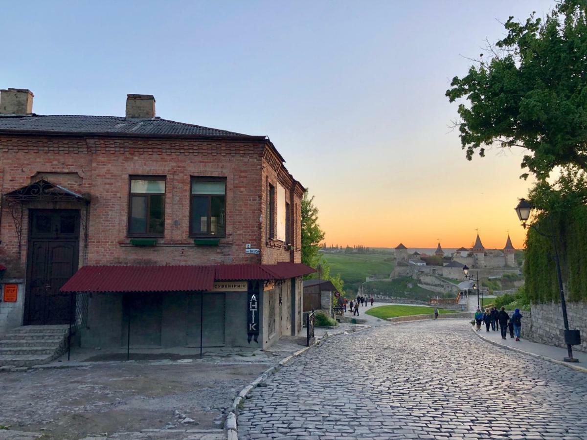 Апартаменти в Старому місті Каменец-Подольский Экстерьер фото
